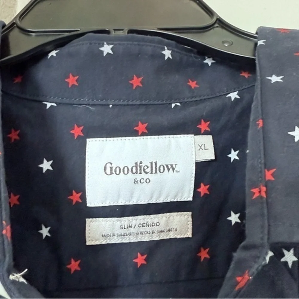 Star Print Short Sleeve Button-Down Shirt Goodfellow & Co Heathered Navy Blue